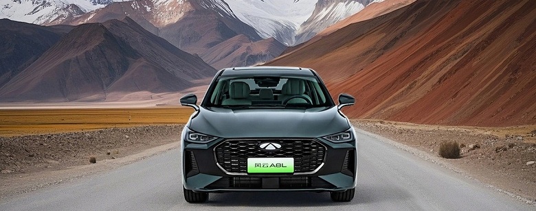 Chery начала играть по-взрослому, а её машины на полном баке теперь проезжают более 2300 км: представлена гибридная технология C-DM 5.0 - 1 Chery начала играть по-взрослому, а её машины на полном баке теперь проезжают более 2300 км: представлена гибридная технология C-DM 5.0