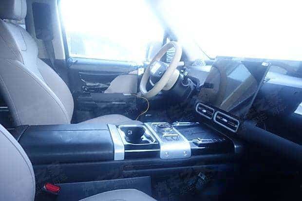 Заменитель Toyota Land Cruiser Prado с запасом хода 1400 км. Появились первые живые фото салона Jetour Shanhai T5 - 3 Заменитель Toyota Land Cruiser Prado с запасом хода 1400 км. Появились первые живые фото салона Jetour Shanhai T5