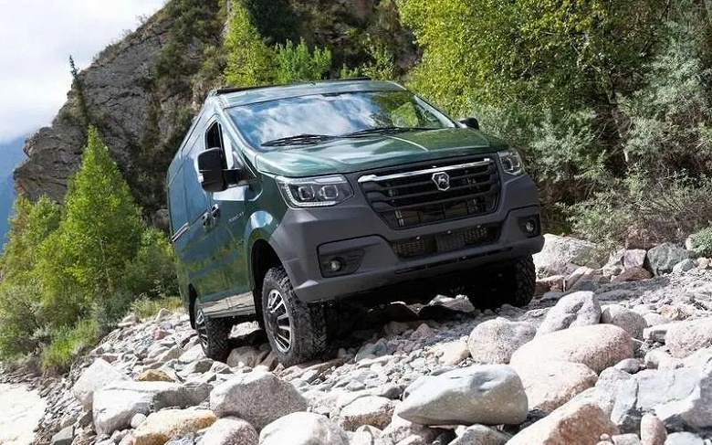 Новый российский полноприводный внедорожник и минивэн: перечислены все версии &laquo;Соболь NN 4x4&raquo;