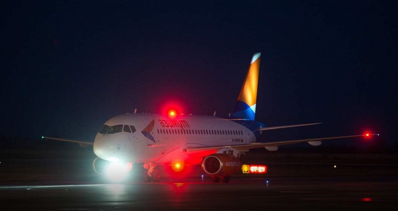 После катастрофы Superjet 100 всплыли случаи козления, повышенных перегрузок, нефиксации шасси и халатного отношения &laquo;Азимута&raquo;