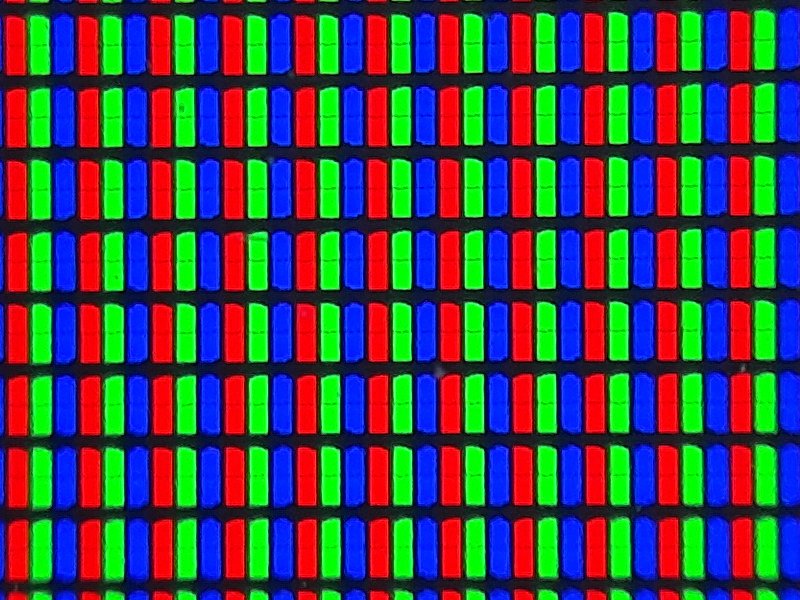Структура пикселя RGB большинства LCD мониторов