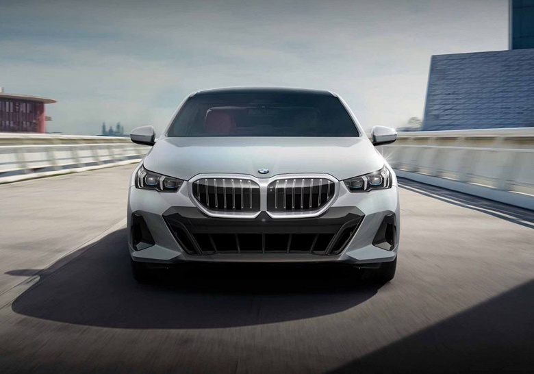 Минус 5,5 млн рублей всего за полгода: новейшая &laquo;пятерка&raquo; BMW сильно подешевела в России