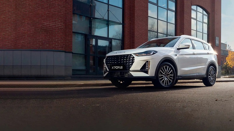 Недорогой кроссовер размером с Hyundai Santa Fe стал ещё дешевле. В России снизили цены на Jetour X70 Plus - 1 Недорогой кроссовер размером с Hyundai Santa Fe стал ещё дешевле. В России снизили цену на Jetour X70 Plus