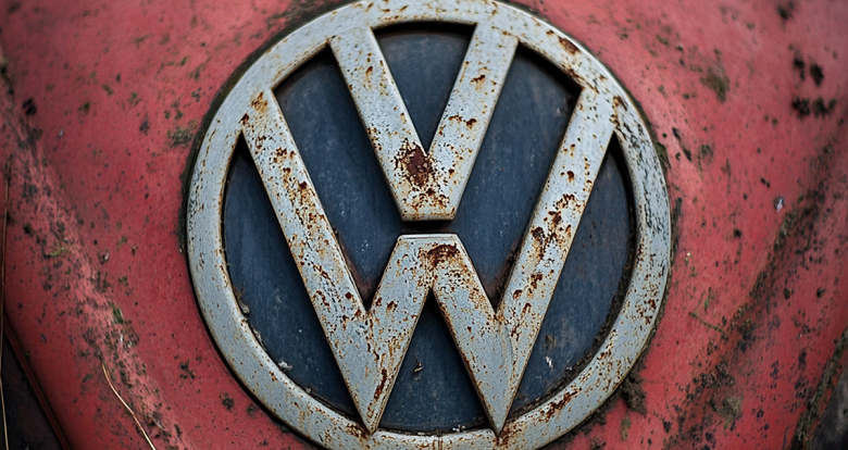 &laquo;Рождественское чудо&raquo; не удовлетворило руководство Volkswagen, инвесторов, аналитиков и рынок. Акции продолжили падение