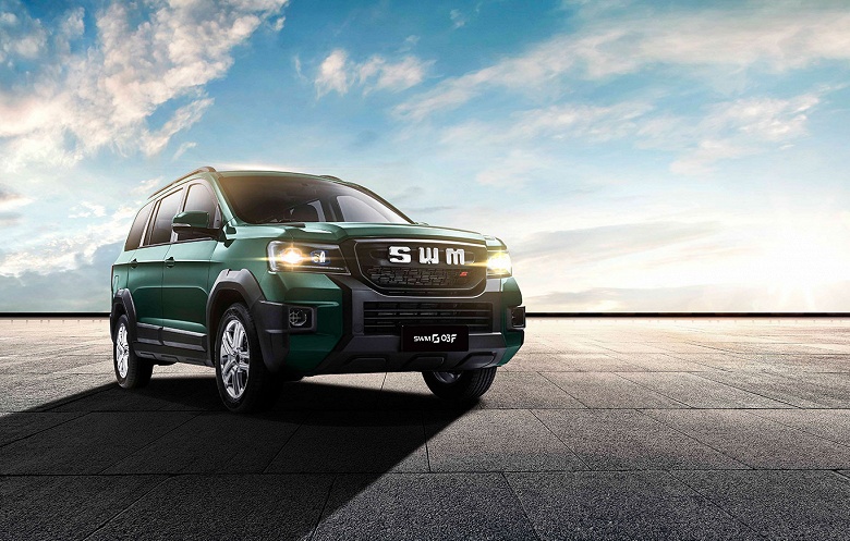 Продажи мизерные, но планы большие. Марка SWM привезет в Россию в 2025 году два новых кроссовера и не против организовать сборку машин в Калининграде по полному циклу - 1 Продажи мизерные, но планы большие. Марка SWM привезет в Россию в 2025 году два новых кроссовера и не против организовать сборку машин в Калининграде по полному циклу