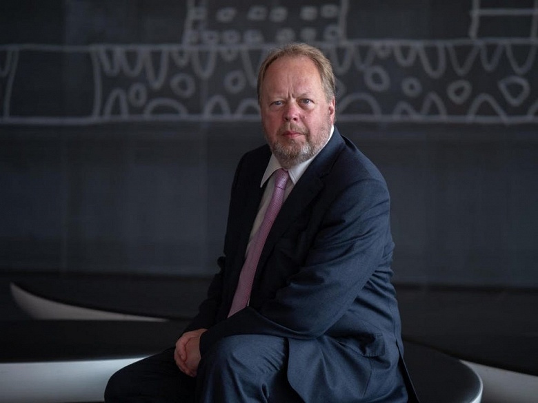 &laquo;Гибриды &mdash; это тупик&raquo;, &mdash; &laquo;Крестный отец электромобилей&raquo; и &laquo;серый кардинал&raquo; автомобильной промышленности уверен, что фокусировка на гибридах была глупой затеей