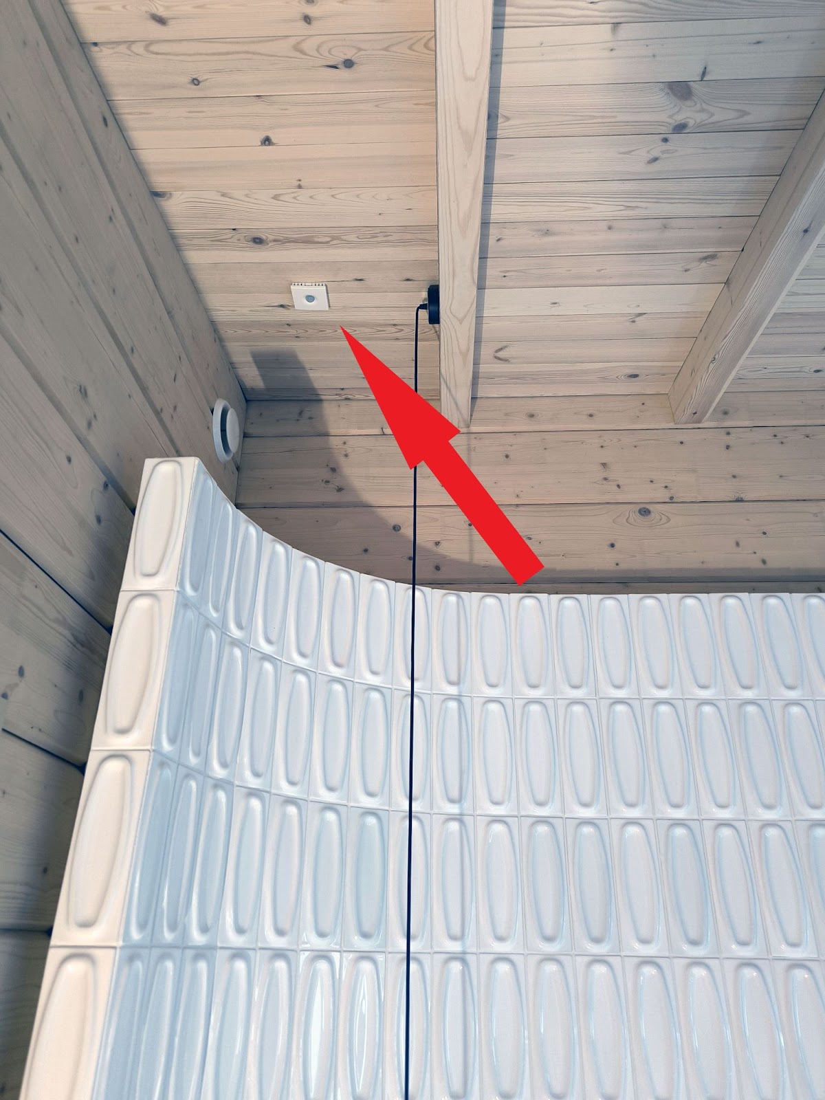 Комбинированный датчик WB-MSW в мастер-спальне