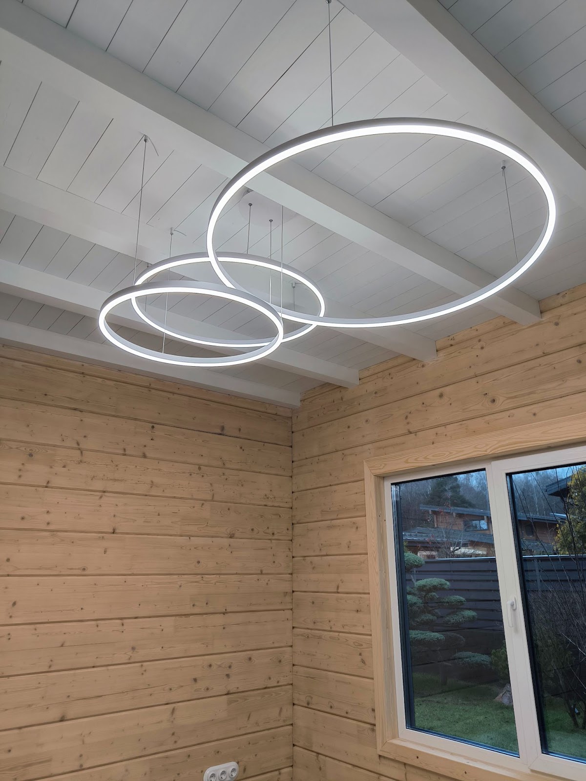 Светильник в кабинете