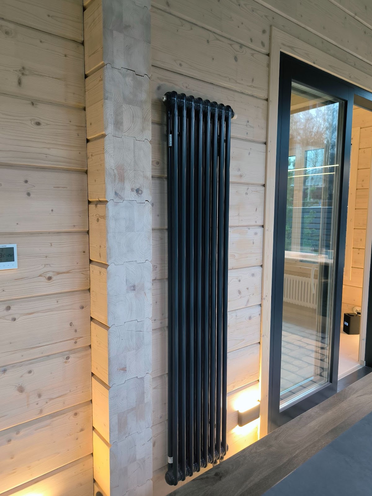 Радиатор на веранде