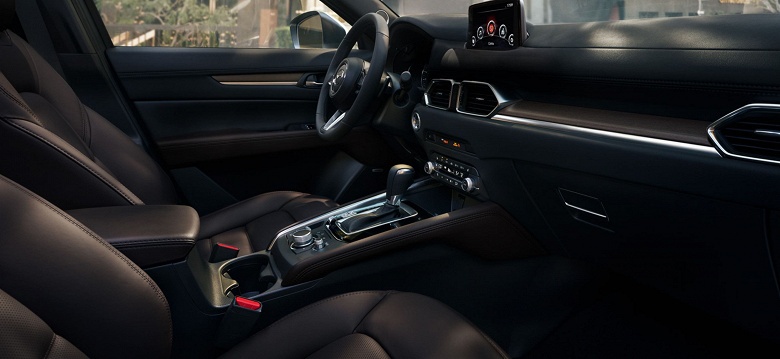 Новый кроссовер Mazda CX-5 продают в России за 2,8 млн рублей - 2 Новый кроссовер Mazda CX-5 продают в России за 2,8 млн рублей