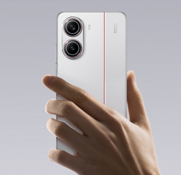 6550 мАч, 90 Вт, IP68/IP69, производительность как у Samsung Galaxy S24, &laquo;светомузыка&raquo; и автомобильные технологии &mdash; всего 275 долларов. Представлен Redmi Turbo 4