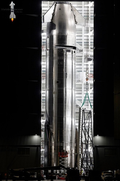 Появилось первое фото Starship с открытым люком: корабль готов к погрузке спутников нового поколения Starlink V3 - 1 Появилось первое фото Starship с открытым люком: корабль готов к погрузке спутников нового поколения Starlink V3