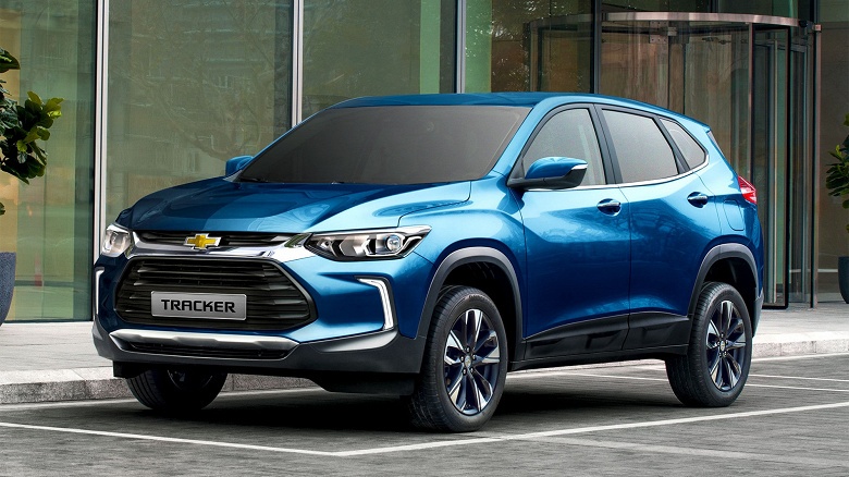 В Россию привезли новые кроссоверы Chevrolet Tracker: всего 2 млн рублей за машину в «Автоматом» - 1 В Россию привезли новые кроссоверы Chevrolet Tracker: всего 2 млн рублей за машину в «Автоматом»