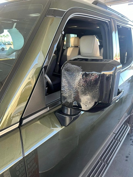 Новые Lexus GX буквально &laquo;тают&raquo; на солнце. Владельцы жалуются на ожоги