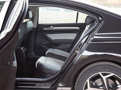 Представлен люксовый Volkswagen Magotan: 1,4-литровый турбомотор и сниженная на 3700 долларов цена - 5 Представлен люксовый Volkswagen Magotan: 1,4-литровый турбомотор и сниженная на 3700 долларов цена