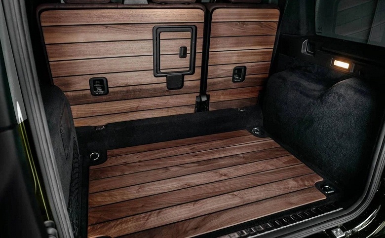 В России начали продавать винтажные &laquo;Гелендвагены&raquo; с польским тюнингом: плюс 100 мм дорожного просвета и 800 л.с. под капотом