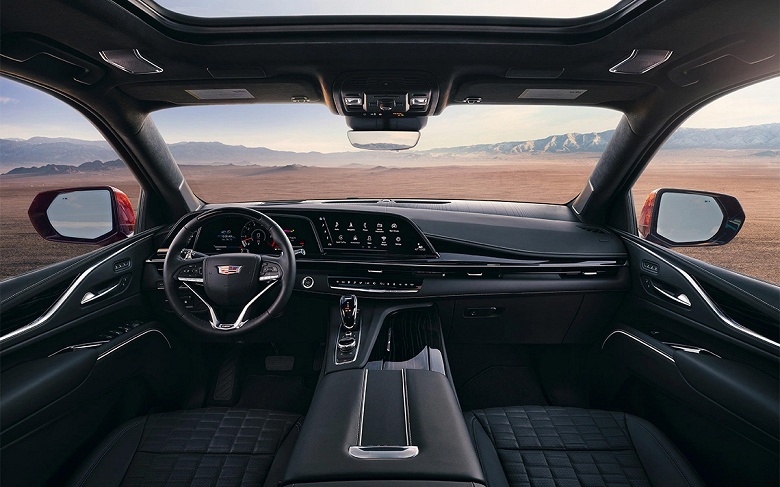 Большой, очень мощный, американский. В России доступен обновленный Cadillac Escalade-V: 682 л.с., 10-ступенчатый &laquo;автомат&raquo;, полный привод