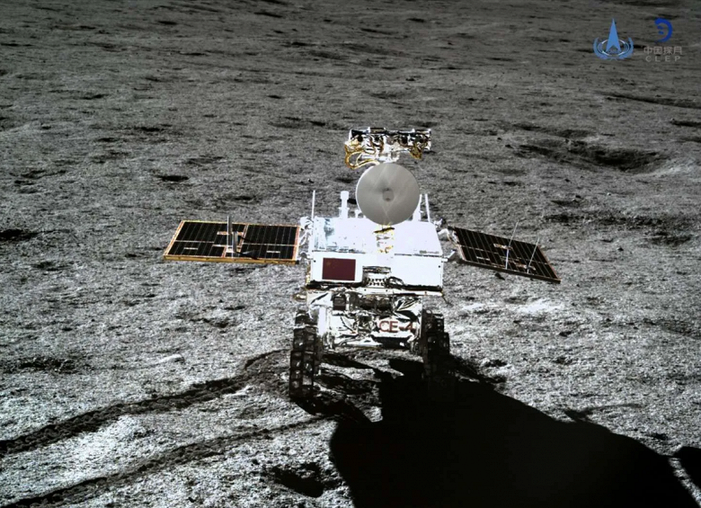 Yutu-2 замер на Луне: китайский луноход прекратил движение после пяти лет работы - 1 Yutu-2 замер на Луне: китайский луноход прекратил движение после пяти лет работы