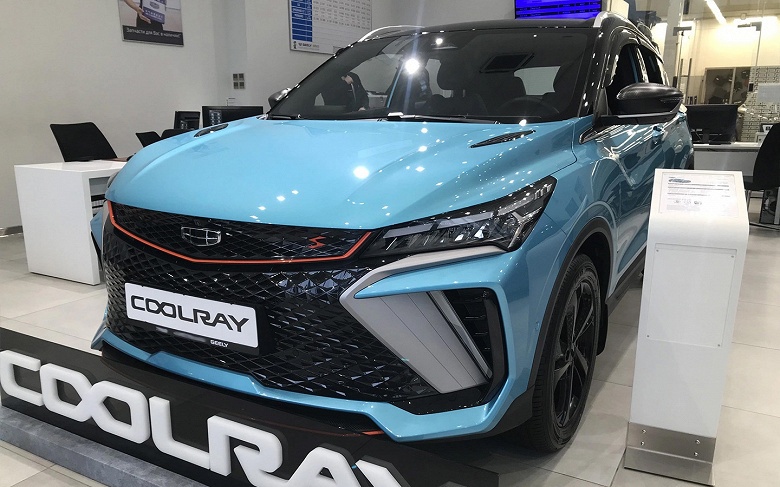 Дилеры продают кроссовер Geely Coolray со скидкой 300 тыс. рублей, но машин в базовой комплектации нет - 1 Дилеры продают кроссовер Geely Coolray со скидкой 300 тыс. рублей, но машин в базовой комплектации нет