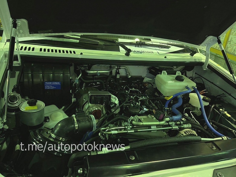 Не только &laquo;Патриот&raquo;: внедорожник УАЗ с совершенно новым мотором &mdash; живые фото тестового пикапа