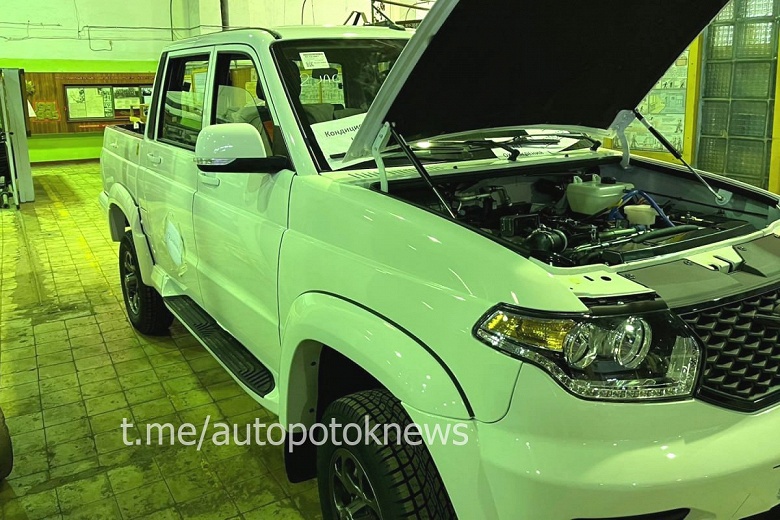 Не только &laquo;Патриот&raquo;: внедорожник УАЗ с совершенно новым мотором &mdash; живые фото тестового пикапа