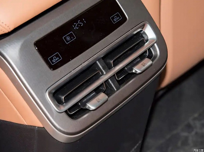 Этот флагман BYD станет сильным конкурентом BMW 5 серии и Mercedes-Benz E-класса. Представлен BYD Han L: 1101 л.с., 2,7 с до 100 км/ч, полный привод и &laquo;Глаз Бога&raquo; за 41 тыс. долларов