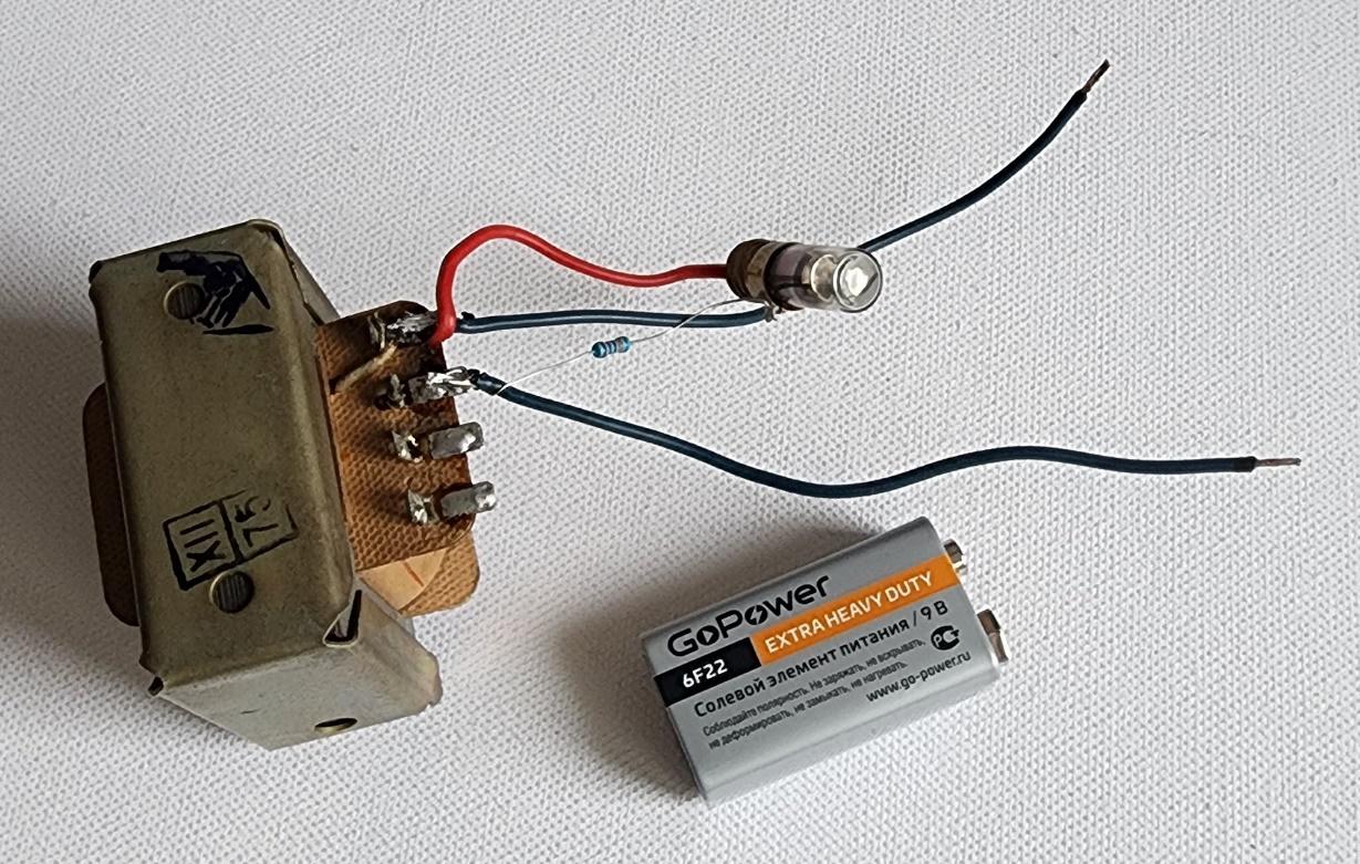 Изображение выглядит как электроника, Электрическая проводка, кабель, Электронная техника  Автоматически созданное описание