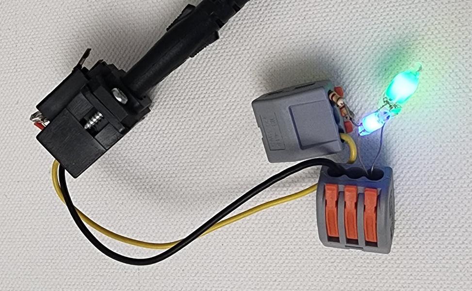 Изображение выглядит как кабель, Электроснабжение, Электрическая проводка, электроника  Автоматически созданное описание