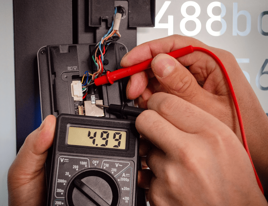 Red Team против умного замка: взламываем биометрическую СКУД при помощи скрепки и магнита - 11 Red Team против умного замка: взламываем биометрическую СКУД при помощи скрепки и магнита - 11