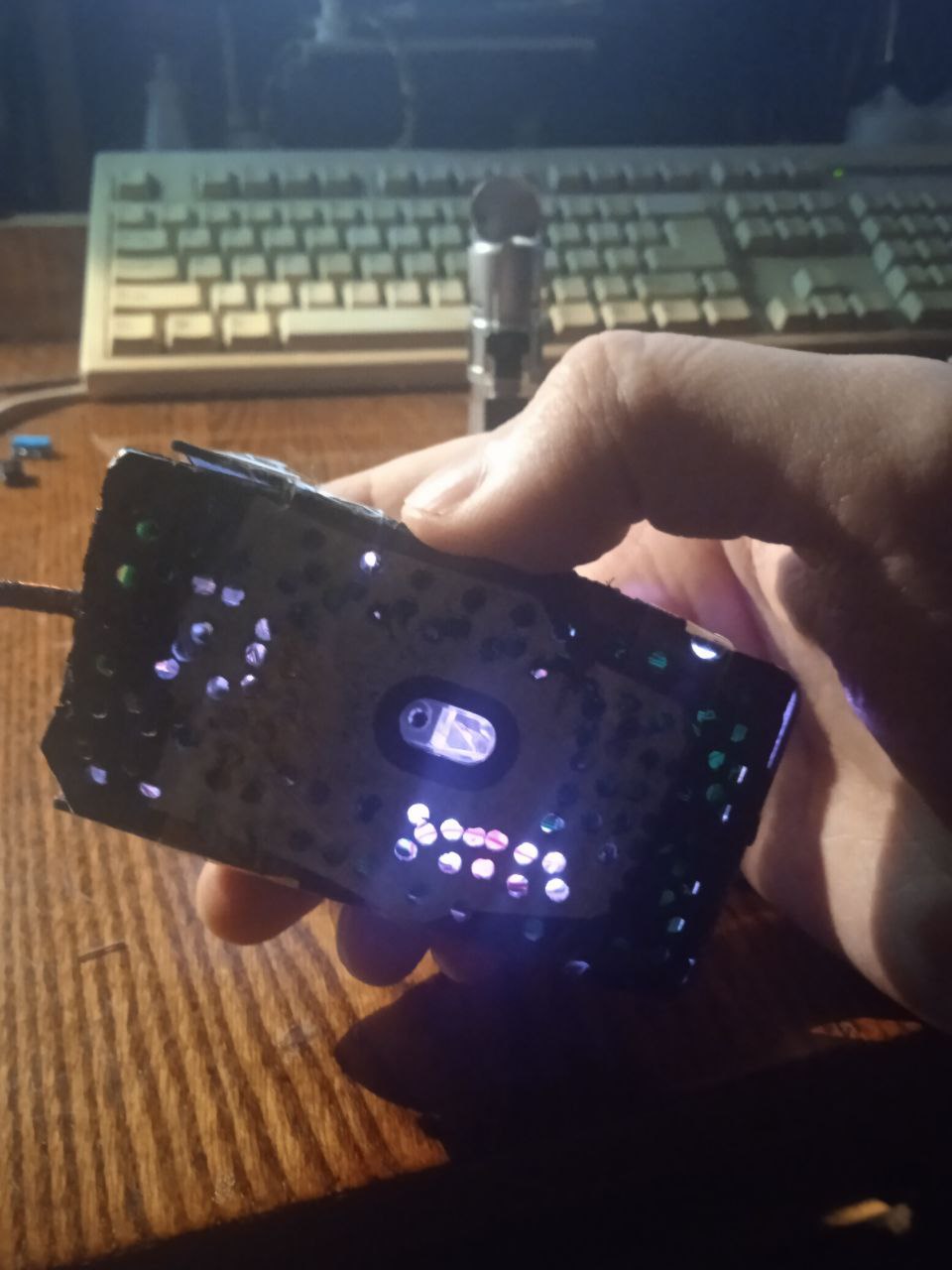 грани по бокам обтачиваются позже , после приварки дна 