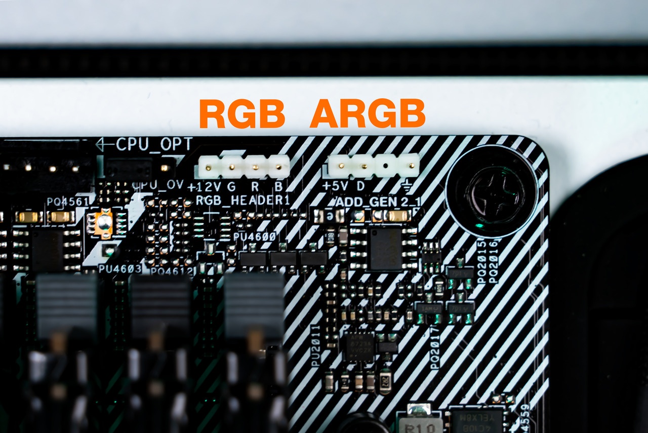 Воткнуть RGB в ARGB физически можно, но лучше этого не делать