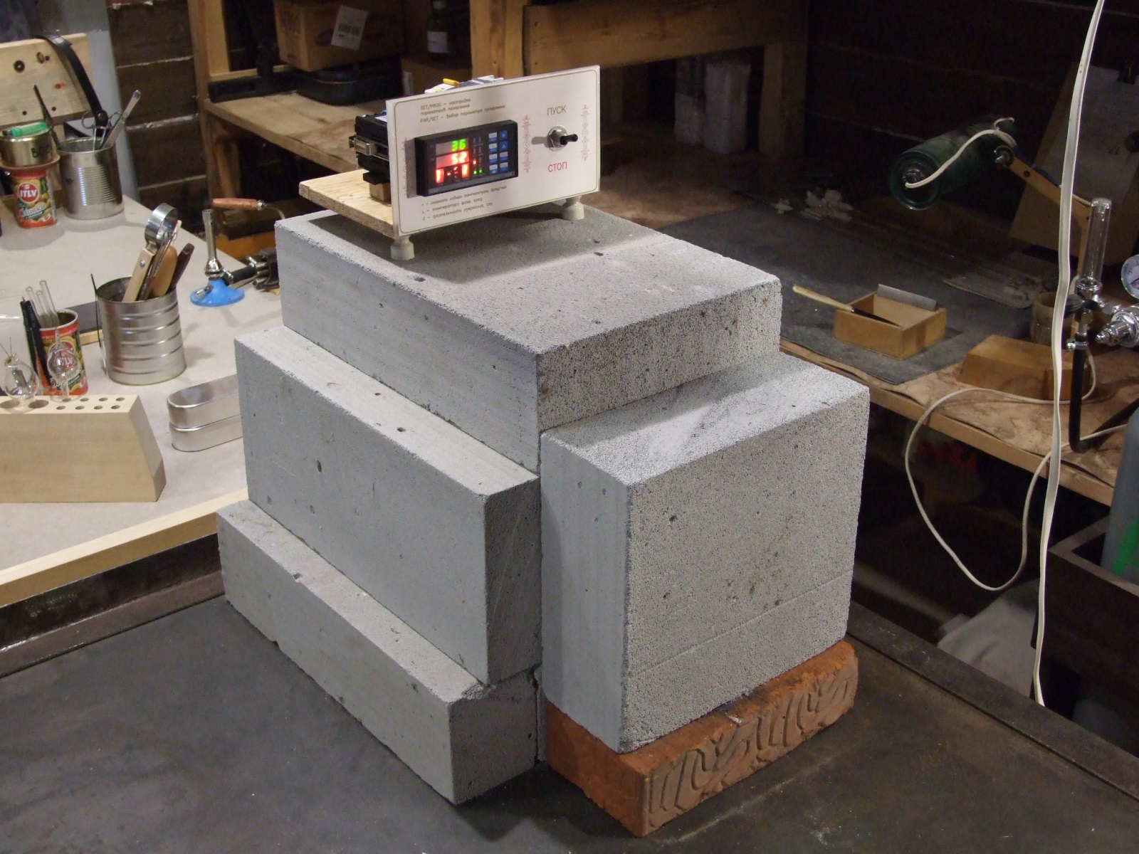 Простая муфельная эрзац-электропечь из недорогих подножных материалов - 1