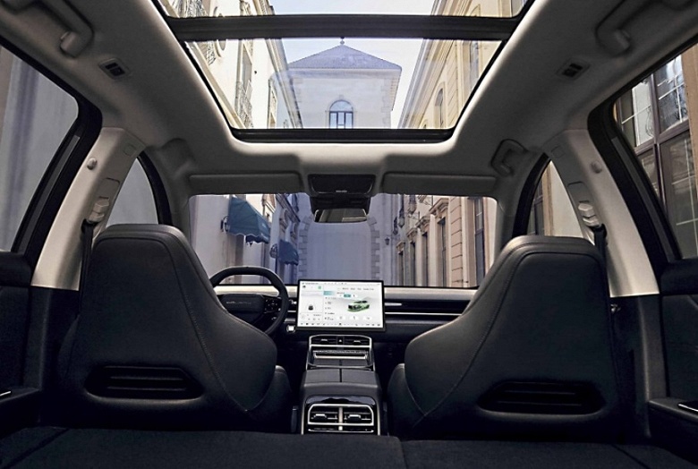 Сверхпопулярный в России Jetour Dashing обновился и нарастил мощность до 360 л.с. Он едет к нам под другим названием