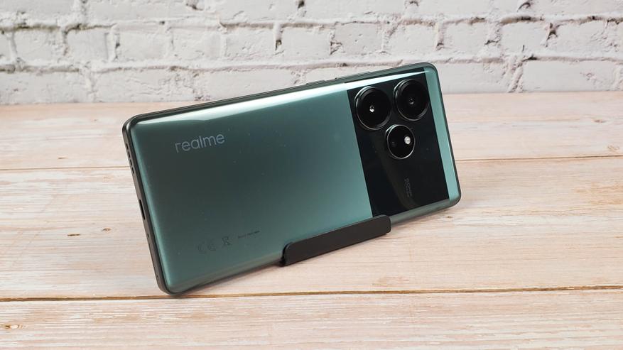 Обзор смартфона Realme GT6: Убийца флагманов или просто агрессивный маркетинг? - 21