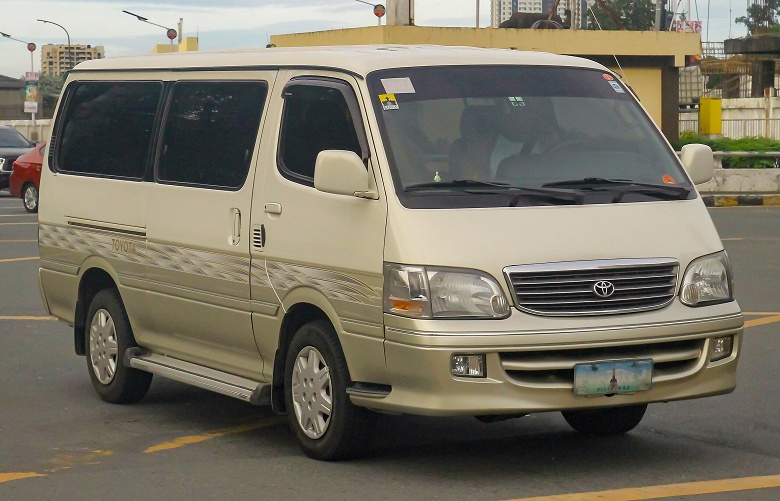 УАЗ «Буханка» могла стать российской Toyota HiAce: УАЗ впервые показал секретные эскизы новой «Буханки» (УАЗ-452) - 8 УАЗ «Буханка» могла стать российской Toyota HiAce: УАЗ впервые показал секретные эскизы новой «Буханки» (УАЗ-452)