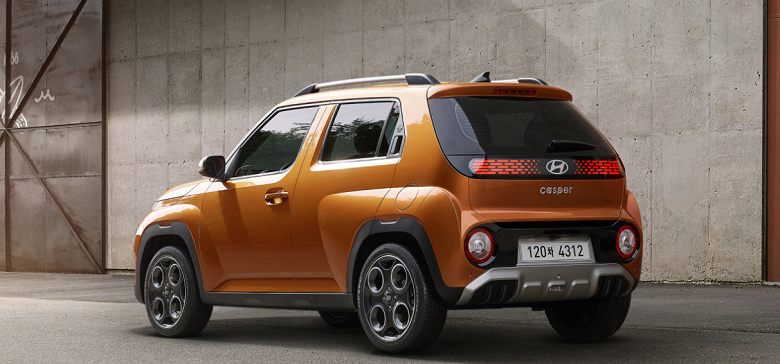 Новый кроссовер Hyundai дешевле &laquo;Москвича 3&raquo; и Lada Vesta. Hyundai Casper предлагают под заказ дешевле 1,8 млн рублей, машины в наличии &mdash; дороже
