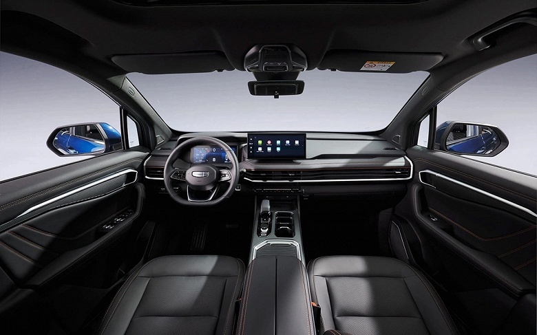 Самый крупный кроссовер Geely в России подорожал до почти 4 млн рублей. Geely Okavango, превосходящий по размерам Geely Monjaro, на рынке всего несколько месяцев