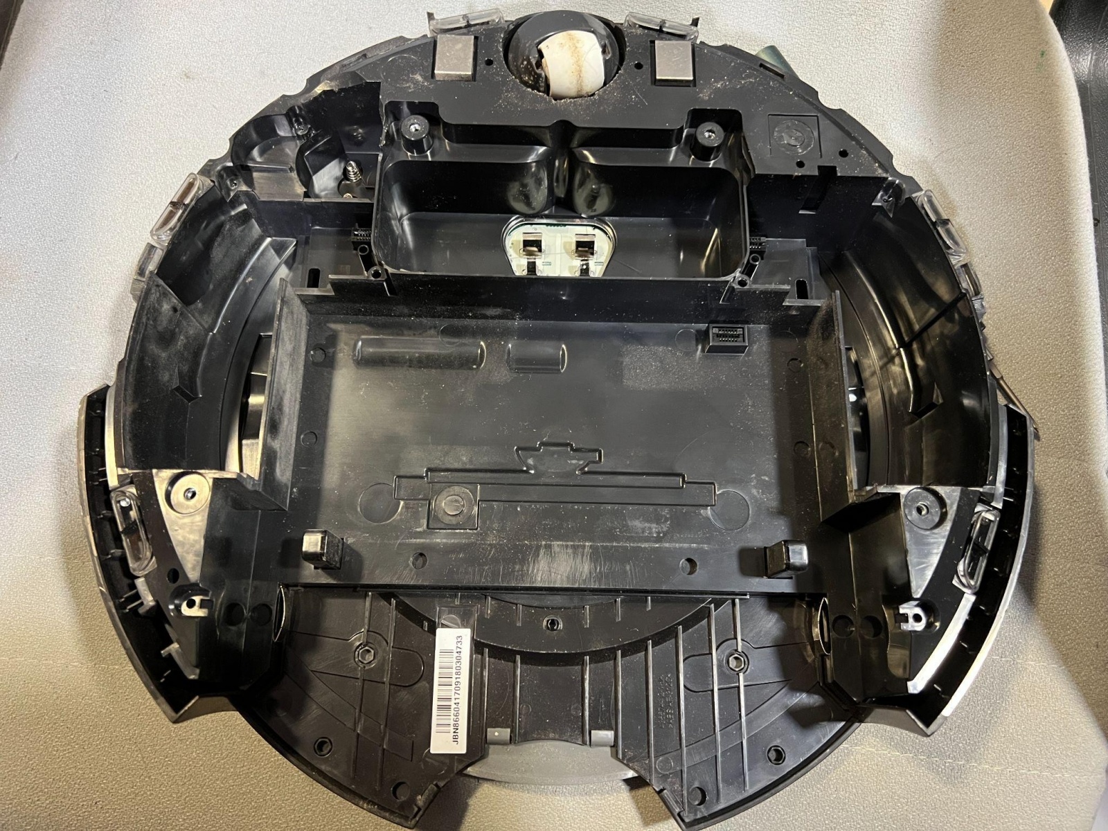 Как «утонувший» робот помог починить своего «собрата». Ремонтируем iRobot Roomba 880 - 10 Как «утонувший» робот помог починить своего «собрата». Ремонтируем iRobot Roomba 880 - 10