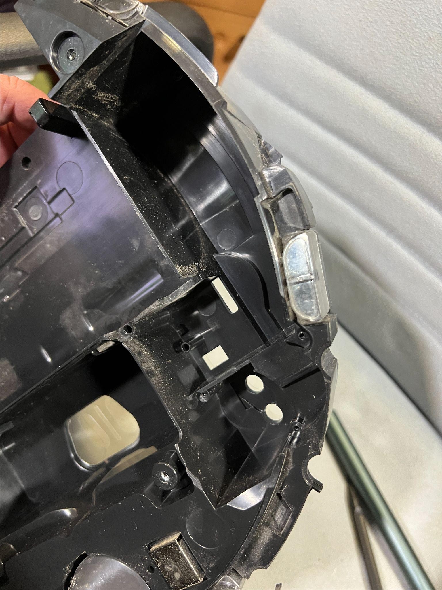 Как «утонувший» робот помог починить своего «собрата». Ремонтируем iRobot Roomba 880 - 13 Как «утонувший» робот помог починить своего «собрата». Ремонтируем iRobot Roomba 880 - 13