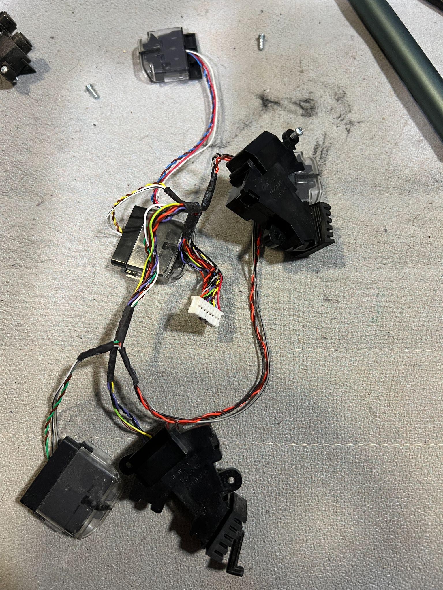 Как «утонувший» робот помог починить своего «собрата». Ремонтируем iRobot Roomba 880 - 16 Как «утонувший» робот помог починить своего «собрата». Ремонтируем iRobot Roomba 880 - 16