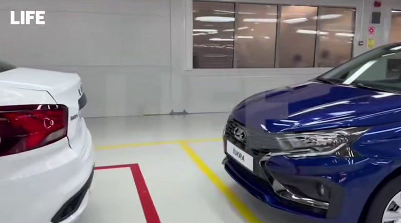 Lada Iskra SW с практически серийным салоном показали вживую