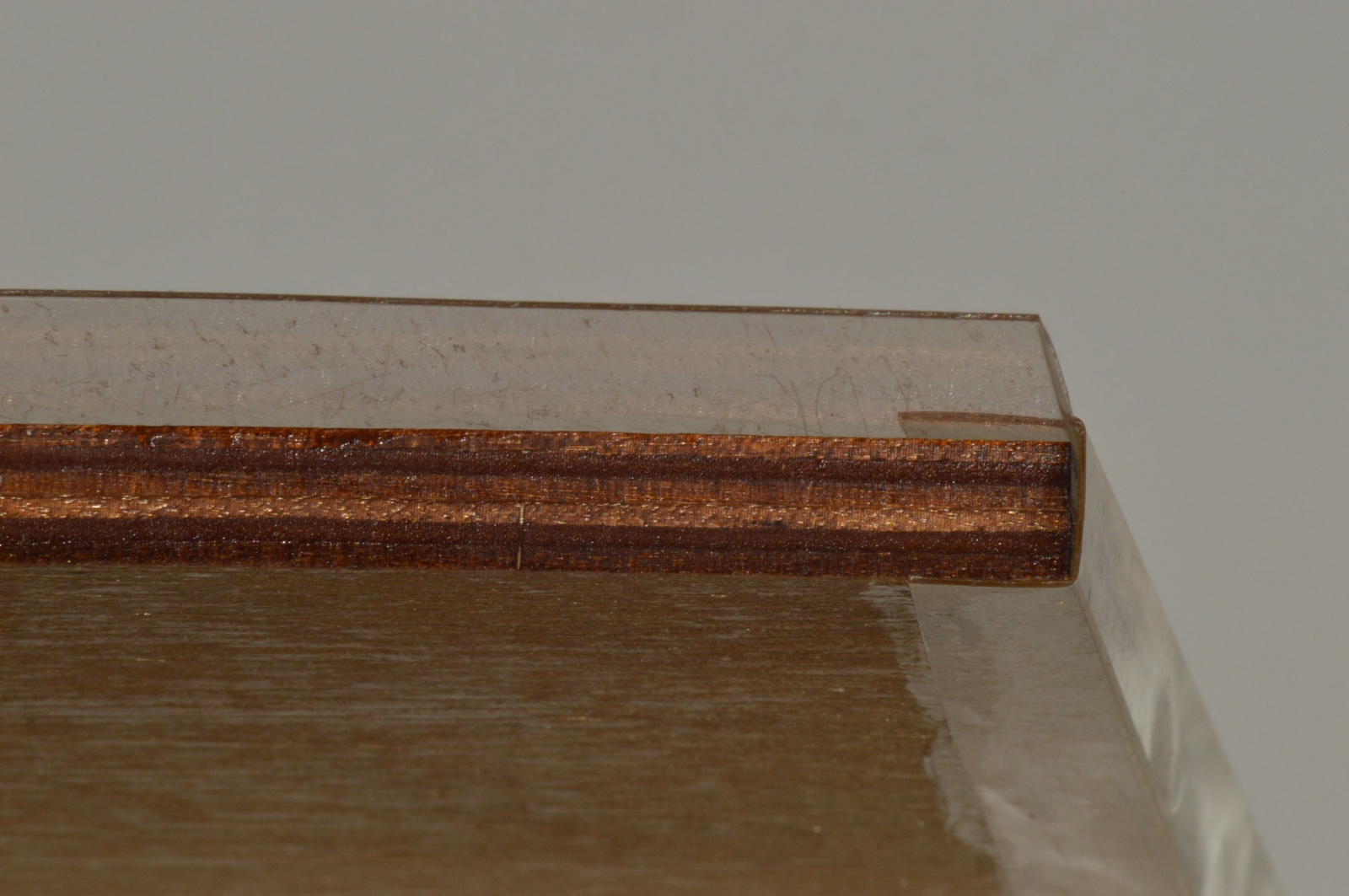 Планшетка с квадратными ячейками глубиной 4 мм