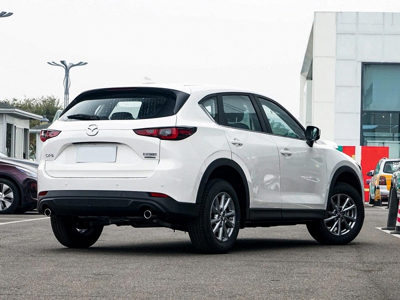 155-сильный мотор и классический &laquo;автомат&raquo; &mdash; 3 млн рублей. Mazda CX-5 2025 уже можно заказать в России