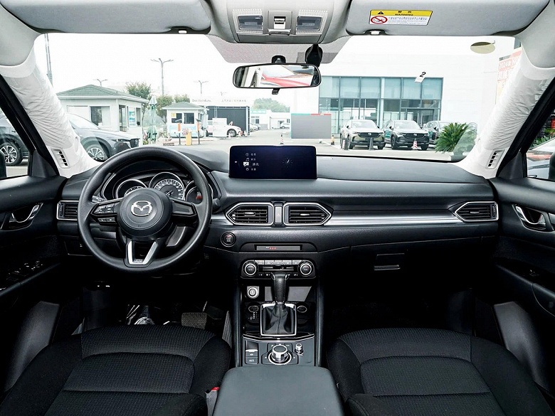 155-сильный мотор и классический &laquo;автомат&raquo; &mdash; 3 млн рублей. Mazda CX-5 2025 уже можно заказать в России