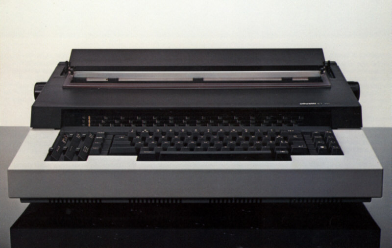 Печатная машинка Olivetti ET 101 1977 года. Источник: https://web.archive.org/