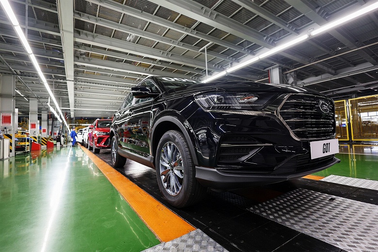 «Им конец в любом случае». Источник из автомобильной отрасли подтвердил, что SWM судится и распродает остатки машин в России с гигантскими скидками - 1 «Им конец в любом случае». Источник из автомобильной отрасли подтвердил, что SWM судится и распродает остатки машин в России с гигантскими скидками