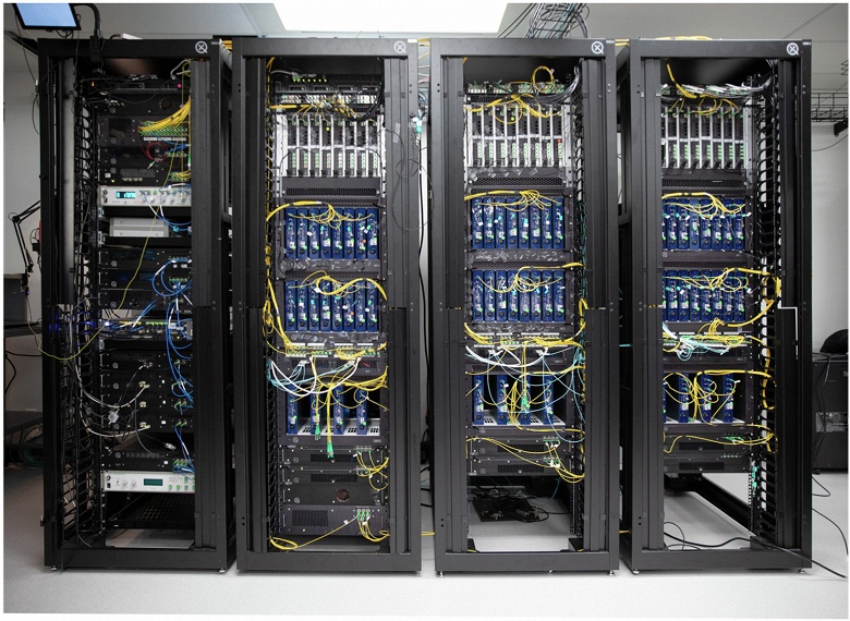 Представлен первый масштабируемый квантовый компьютер на фотонах