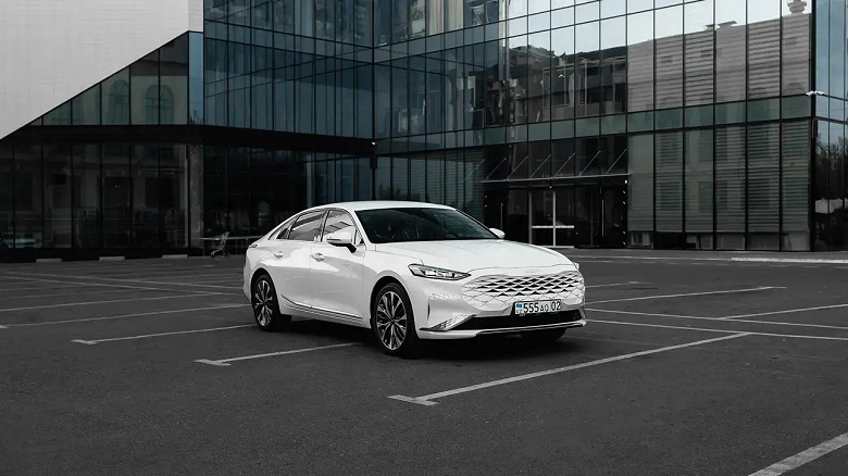 Замена Lexus ES и Toyota Avalon из Казахстана. В Россию приехал премиальный корейский седан Kia K8