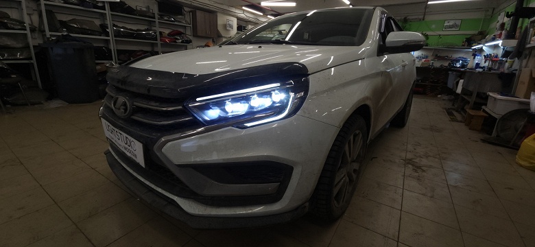 Lada Vesta получила линзованные тюнинг-фары, и они светят лучше оригинальных