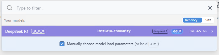 Выбираем модель для запуска DeepSeek R1